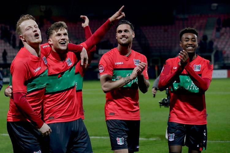 止自己后防 止自己后防