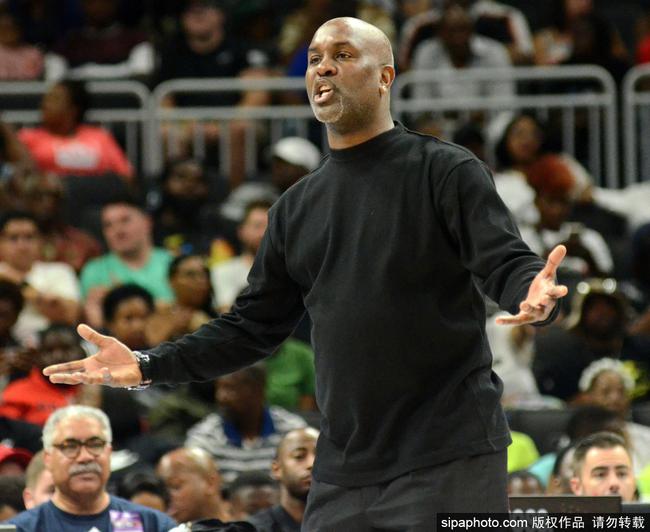 座充满活力 座充满活力