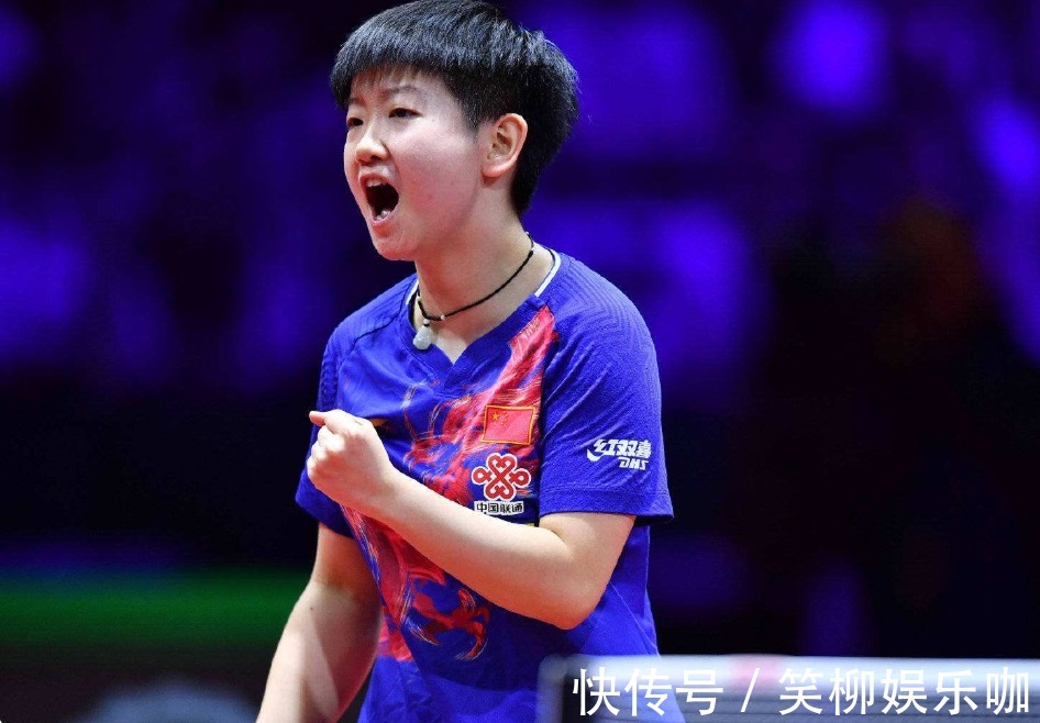 己的全球视 己的全球视