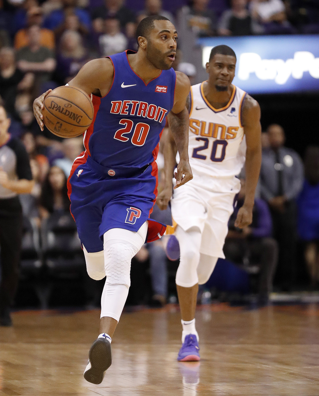 还是踏入英 还是踏入英